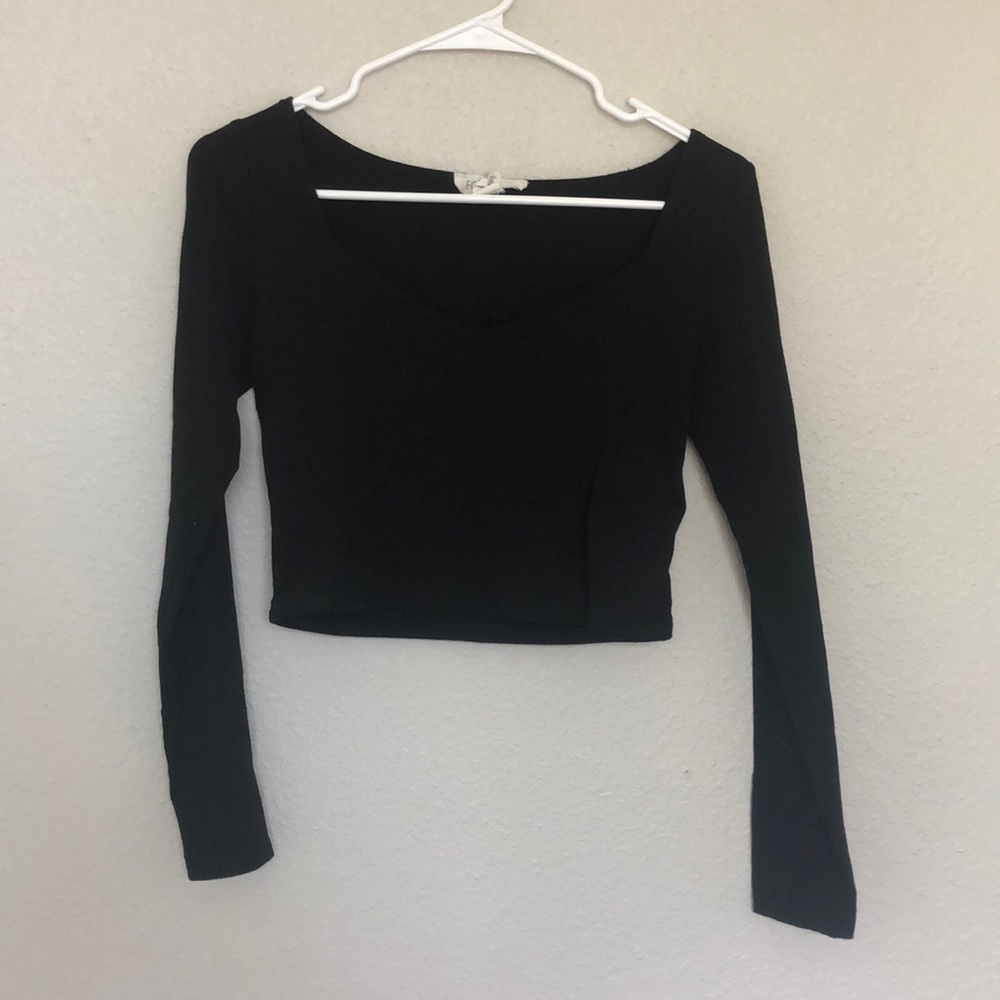 Forever 21 black scoop neck crop top
